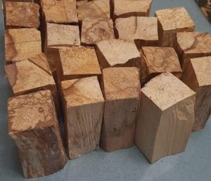 Заготовки для изготовления резных фигурок из Пало Санто