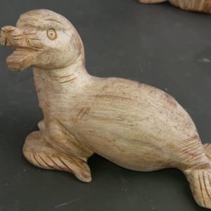 Резная фигурка тотем из древесины Пало Санто перуанский утконос купить
