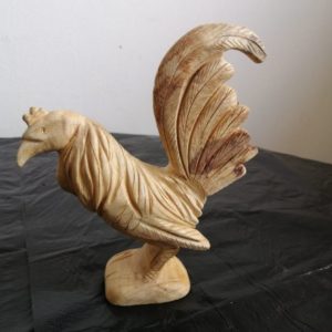 Резная фигурка тотем из древесины Пало Санто петушок купить